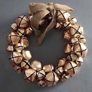 Golden sleigh bell wreath